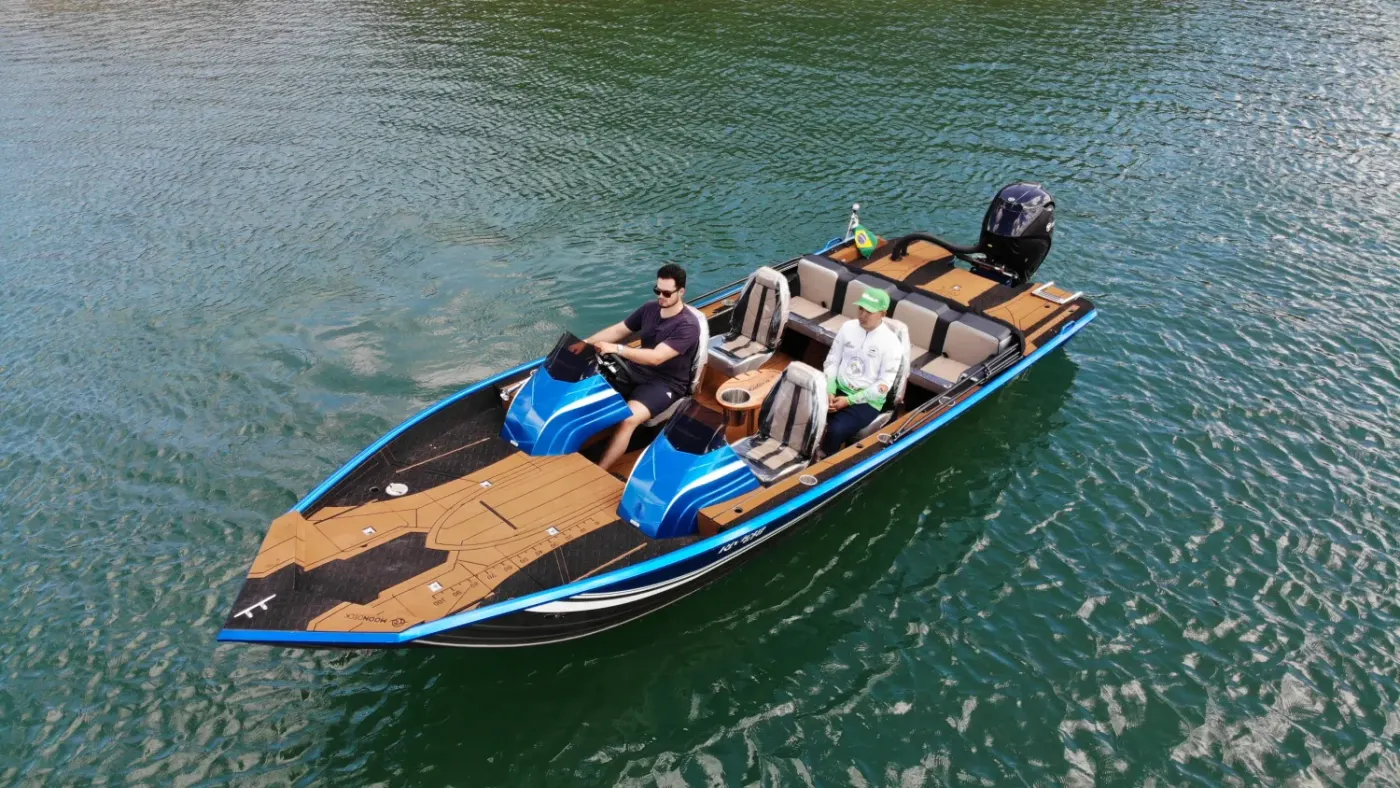 RIVIERA 670